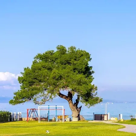 Nyaraló Ethereal House *