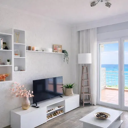 Ethereal House בית נופש חניוטי
