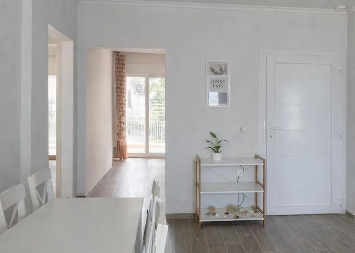 Ethereal House בית נופש